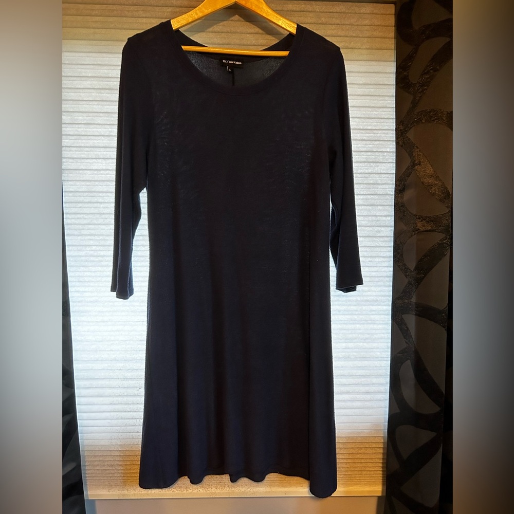 Wantable navy fleece long sleeve dress